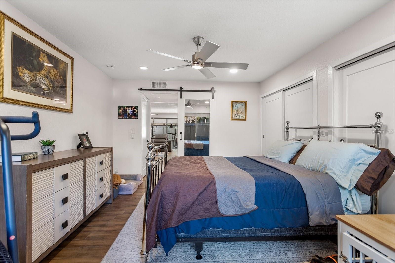 CROWN OAKS - Residential