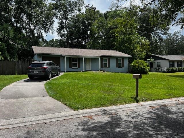 Short Sale. Comfortable owner/occupied home on elevated lot in good general condition. Quiet street, in peaceful area of Ocala.