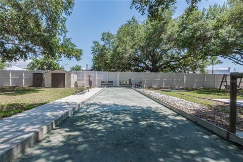 A home in ELLENTON