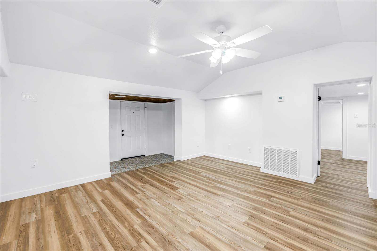 TEMPLE CREST UNIT 1 - Residential