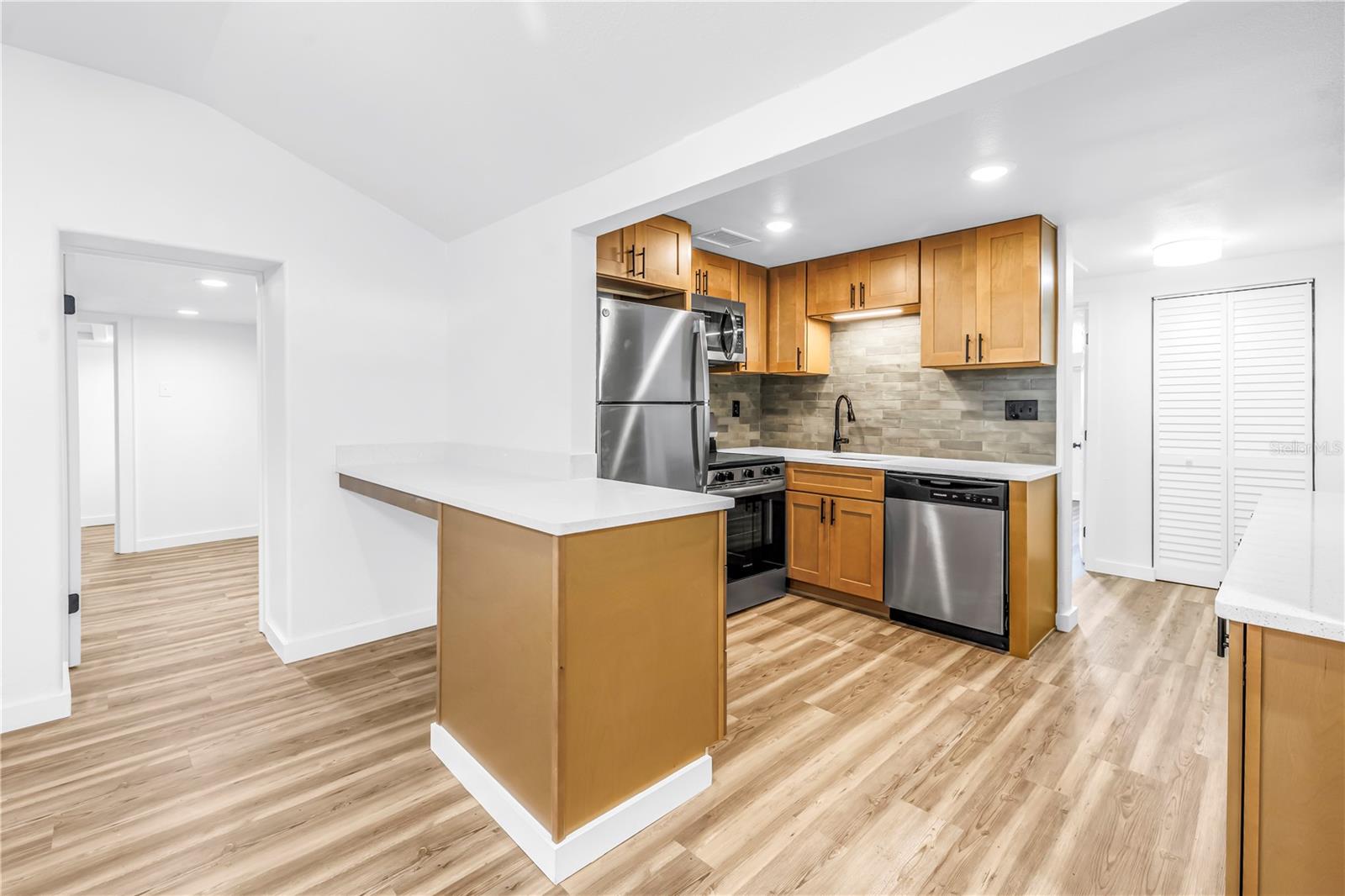 TEMPLE CREST UNIT 1 - Residential