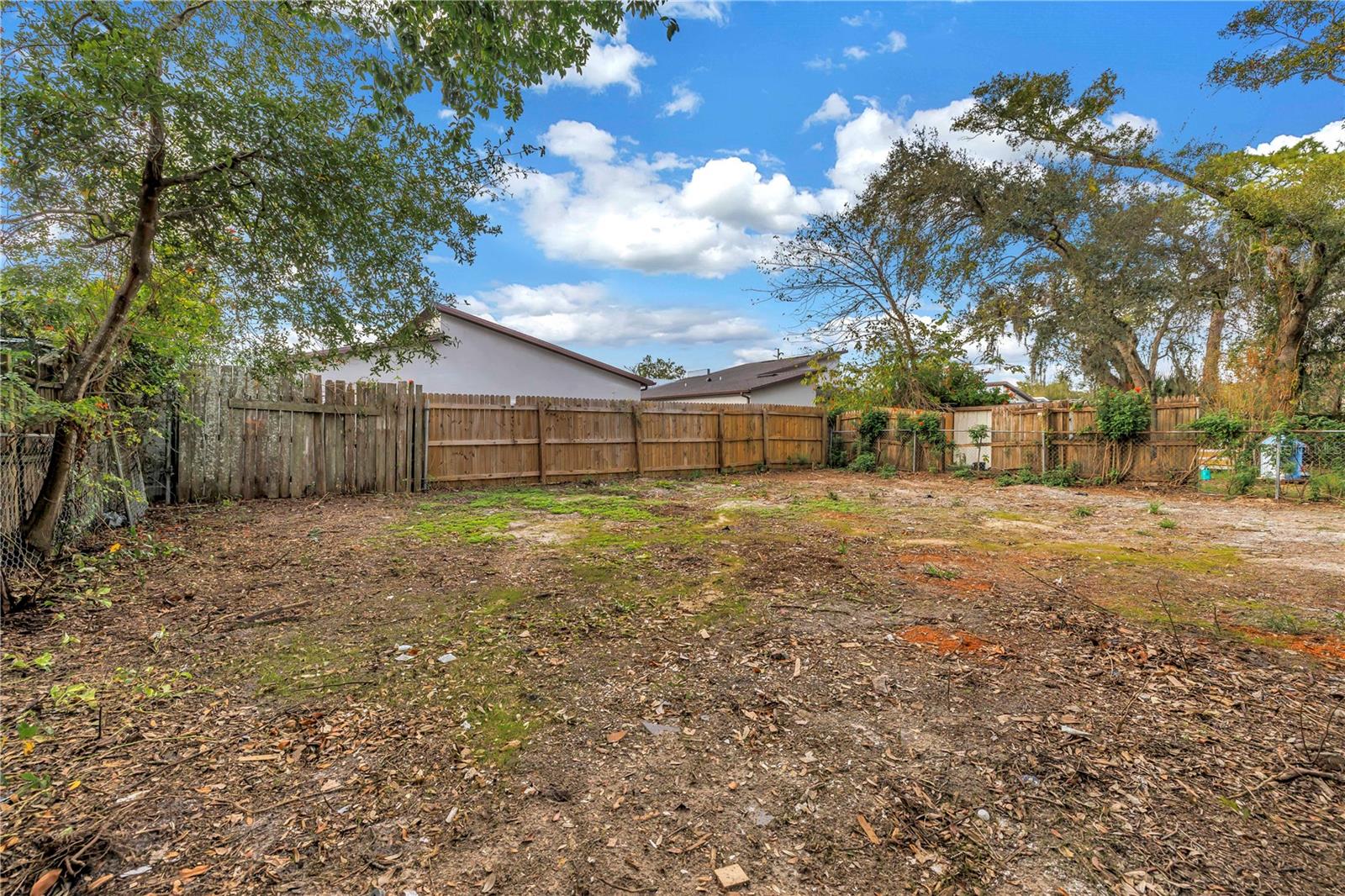 TEMPLE CREST UNIT 1 - Residential