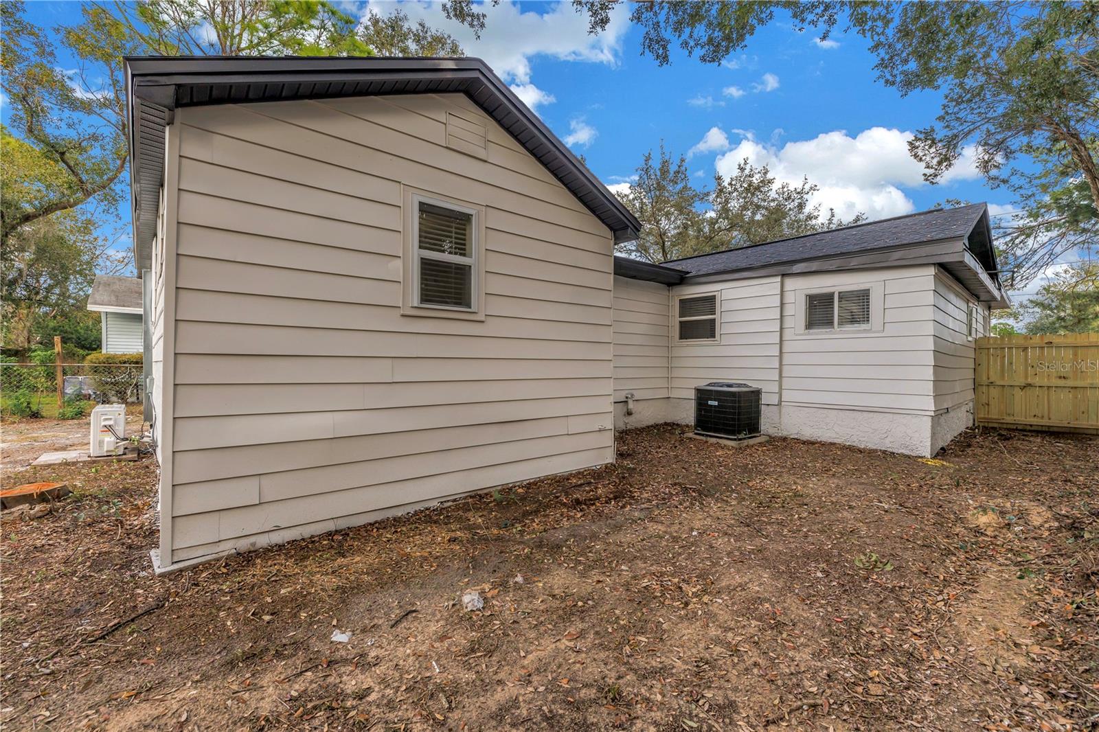 TEMPLE CREST UNIT 1 - Residential