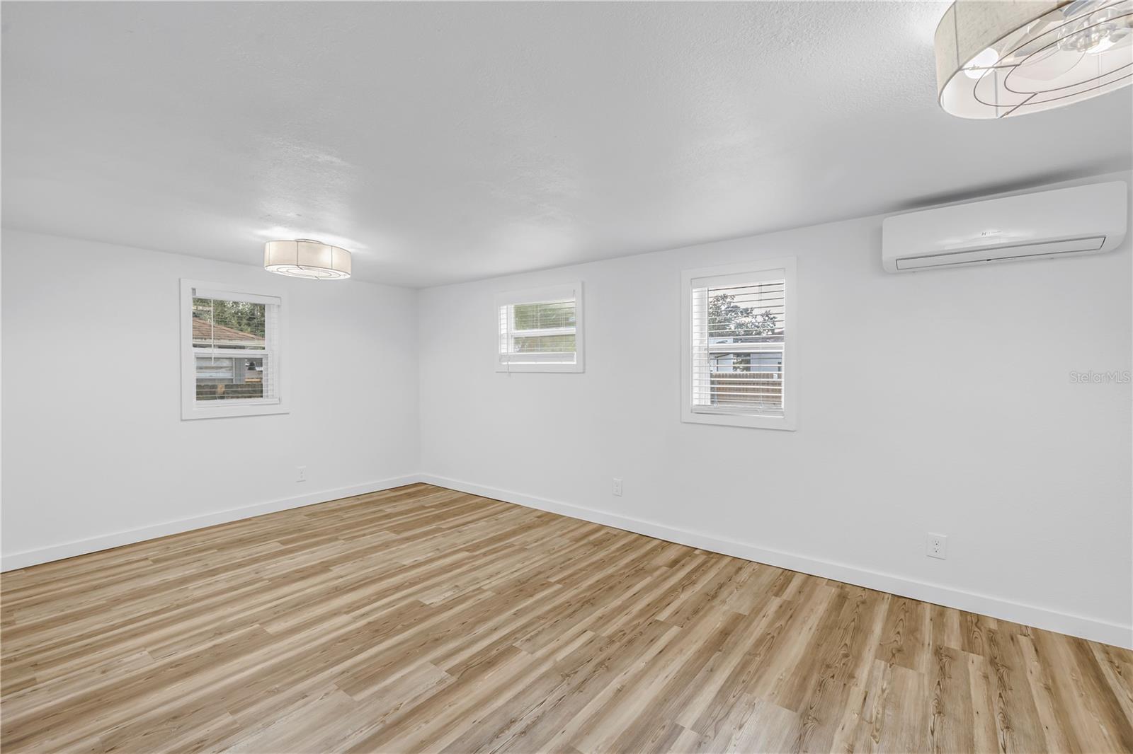 TEMPLE CREST UNIT 1 - Residential