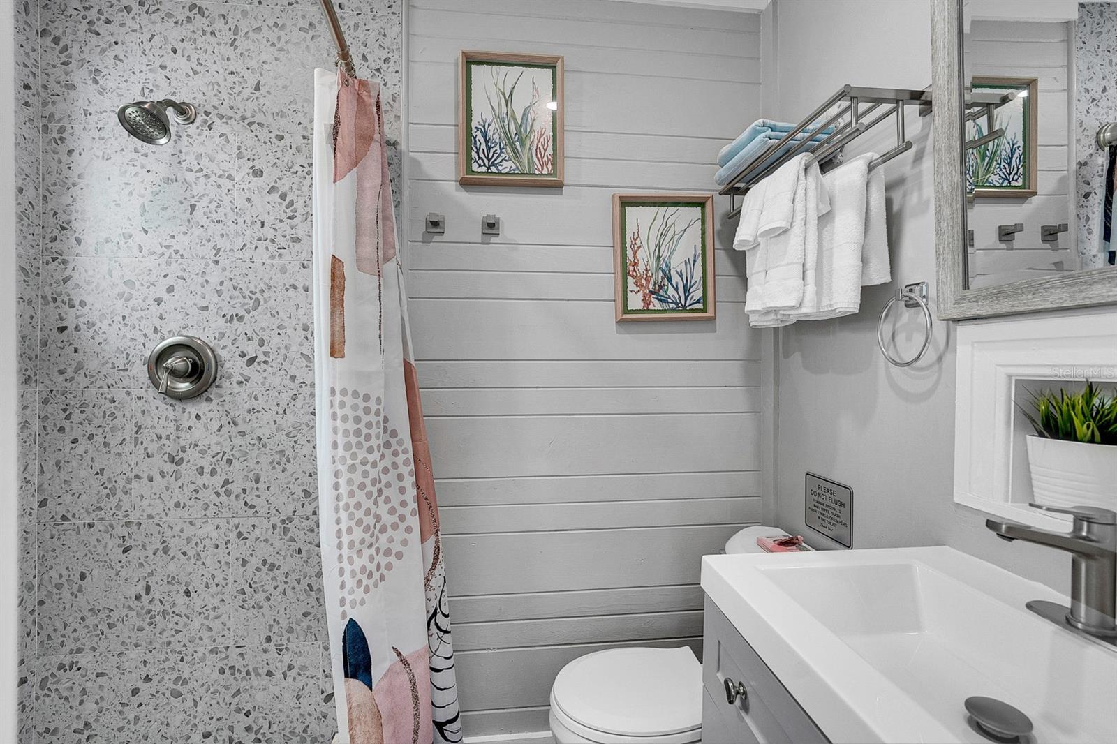 HARBOR SHORES 2ND ADD - Residential Income