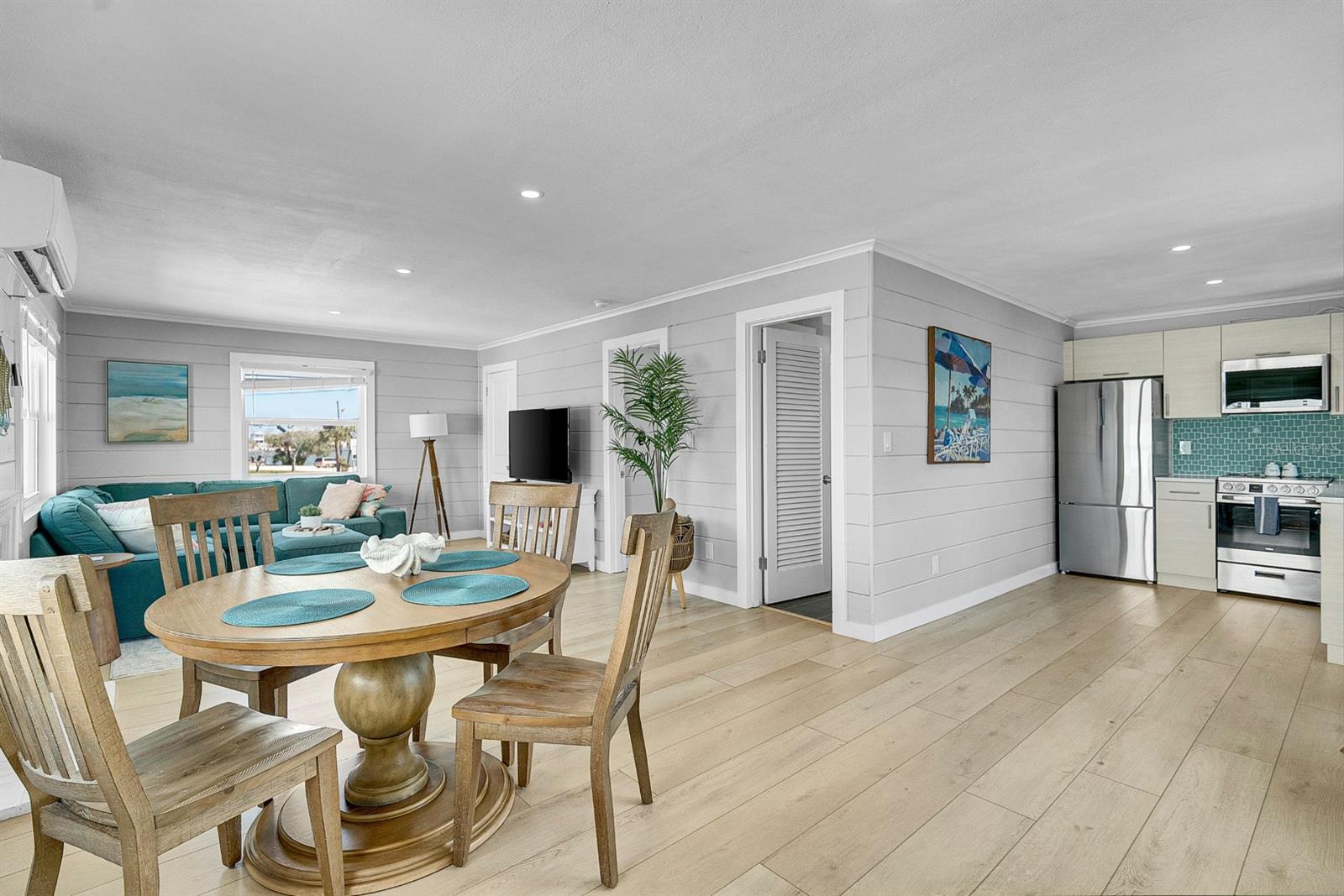 122 CORAL AVENUE
