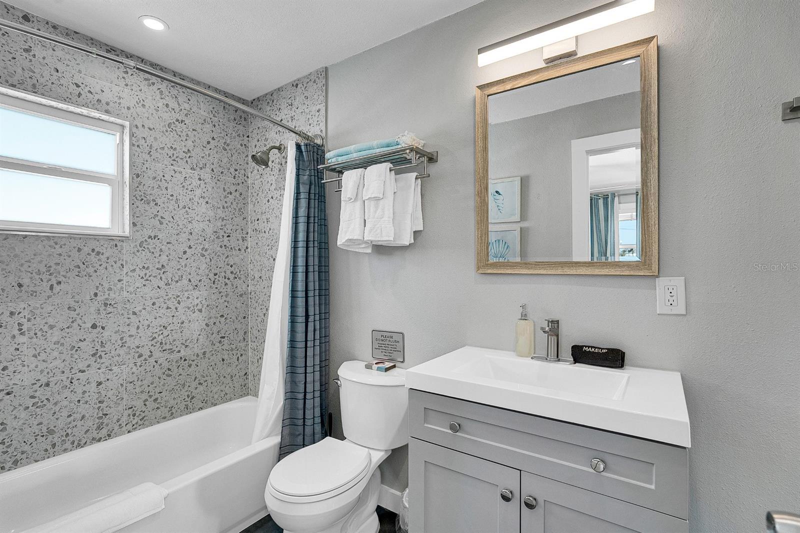 HARBOR SHORES 2ND ADD - Residential Income