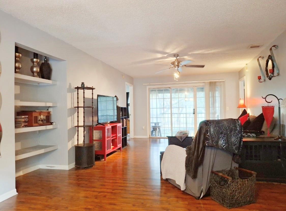 CLUBSIDE AT SABAL POINT A CONDO - Residential