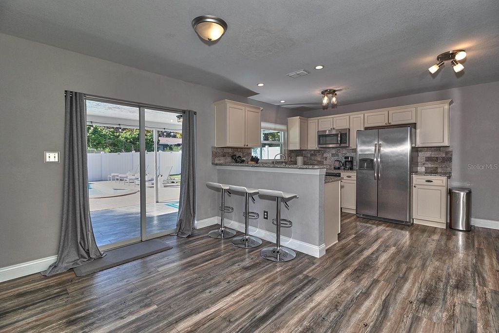 Photo of 1008 Oakview Avenue, Clearwater, FL 33756 (MLS # TB8421319)