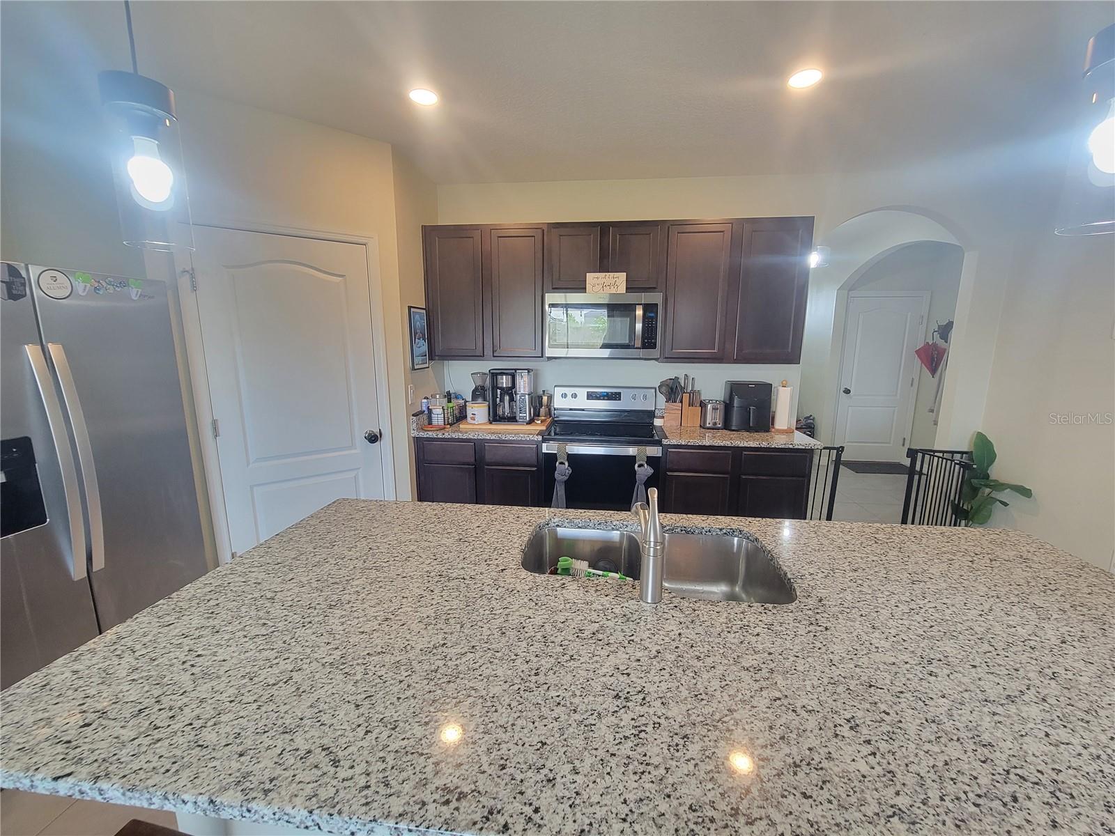 5825 ARLINGTON RIVER DRIVE