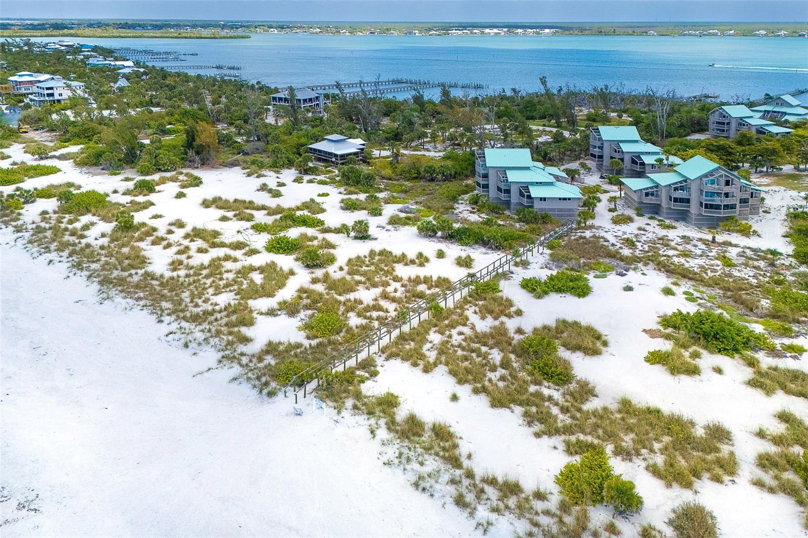 PLACIDA BEACH PH 02 BLDG 04 - Residential