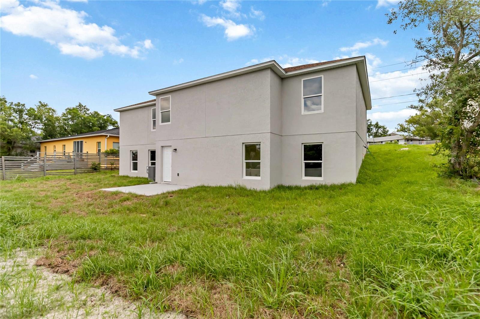 DELTONA LAKES UNIT 04 - Residential