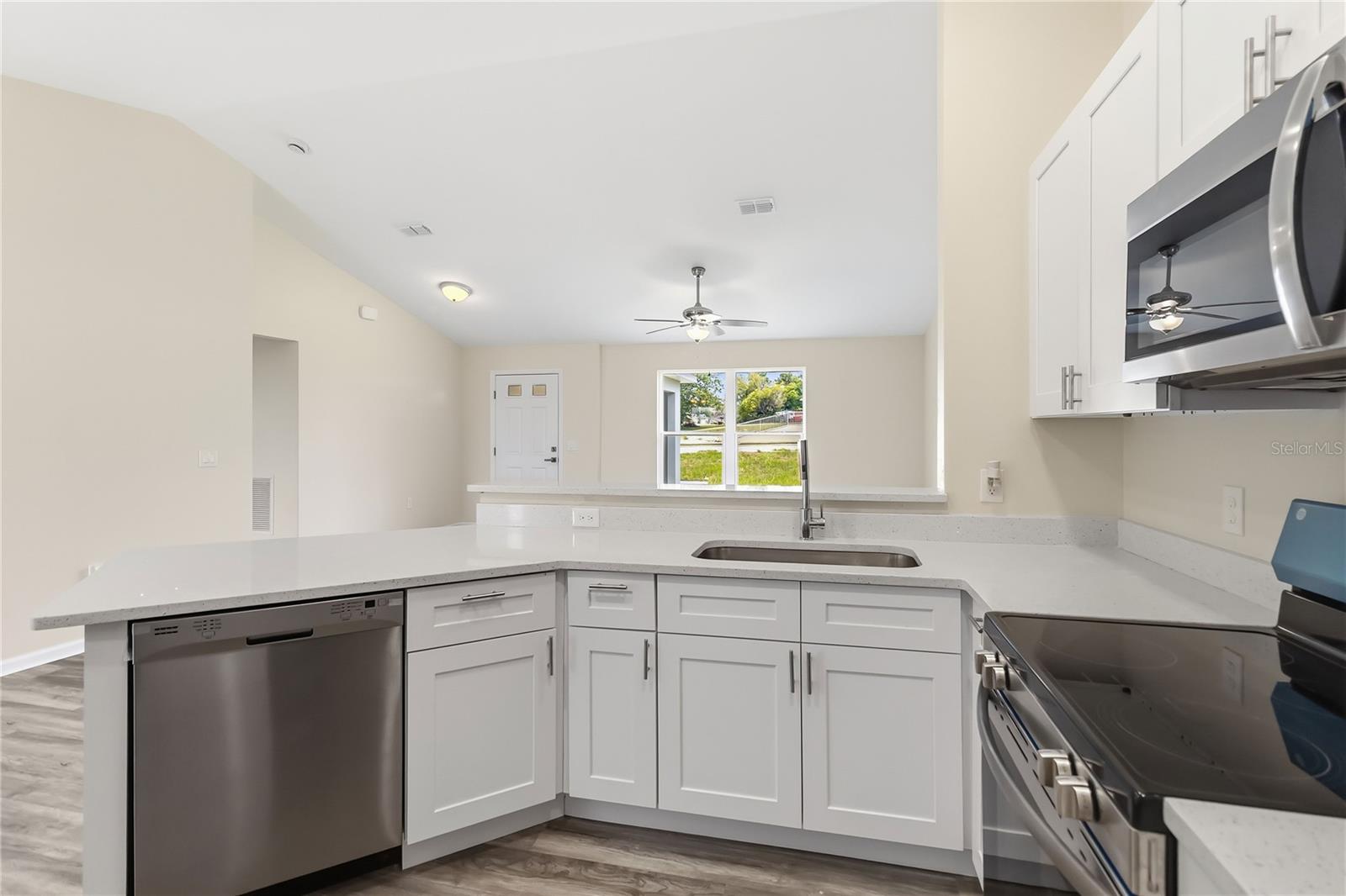 DELTONA LAKES UNIT 04 - Residential