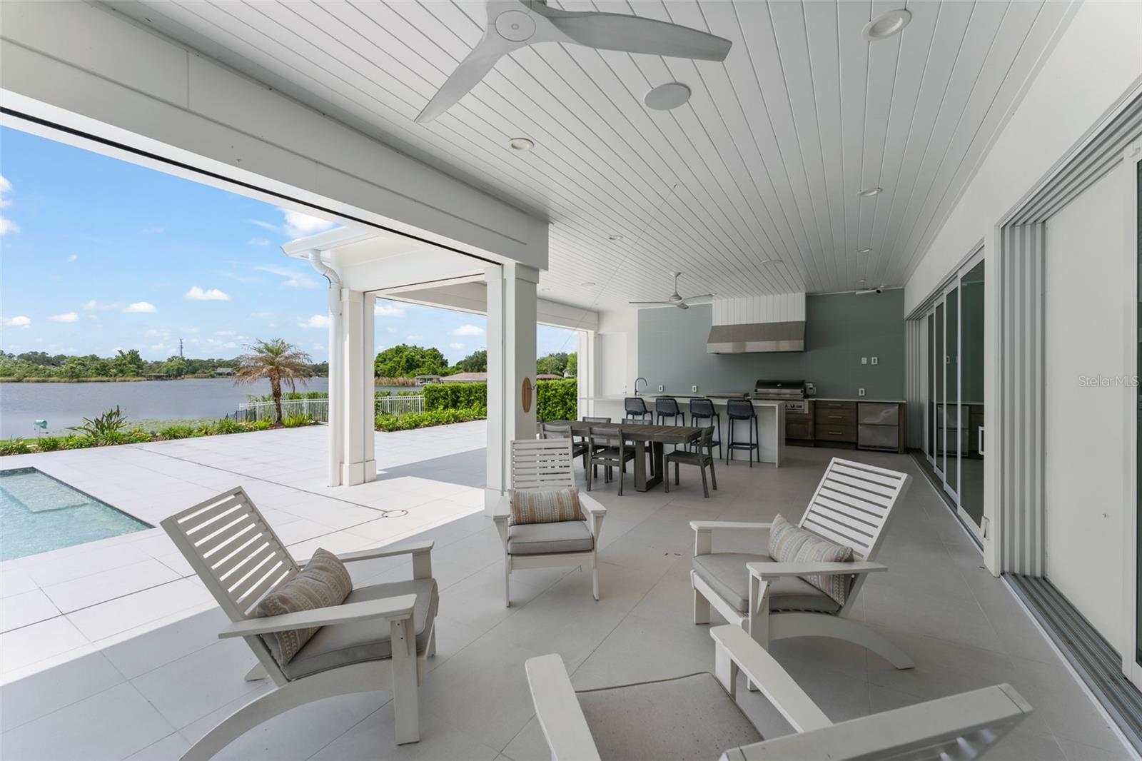 SUNSET LAKES - Residential