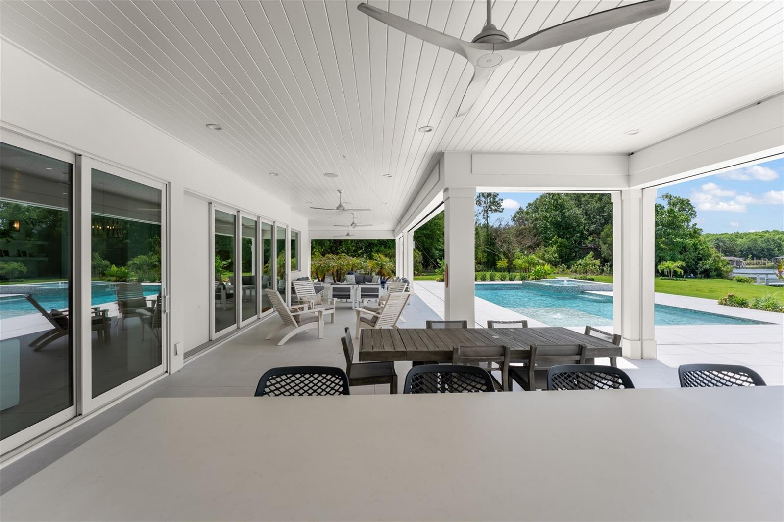 SUNSET LAKES - Residential