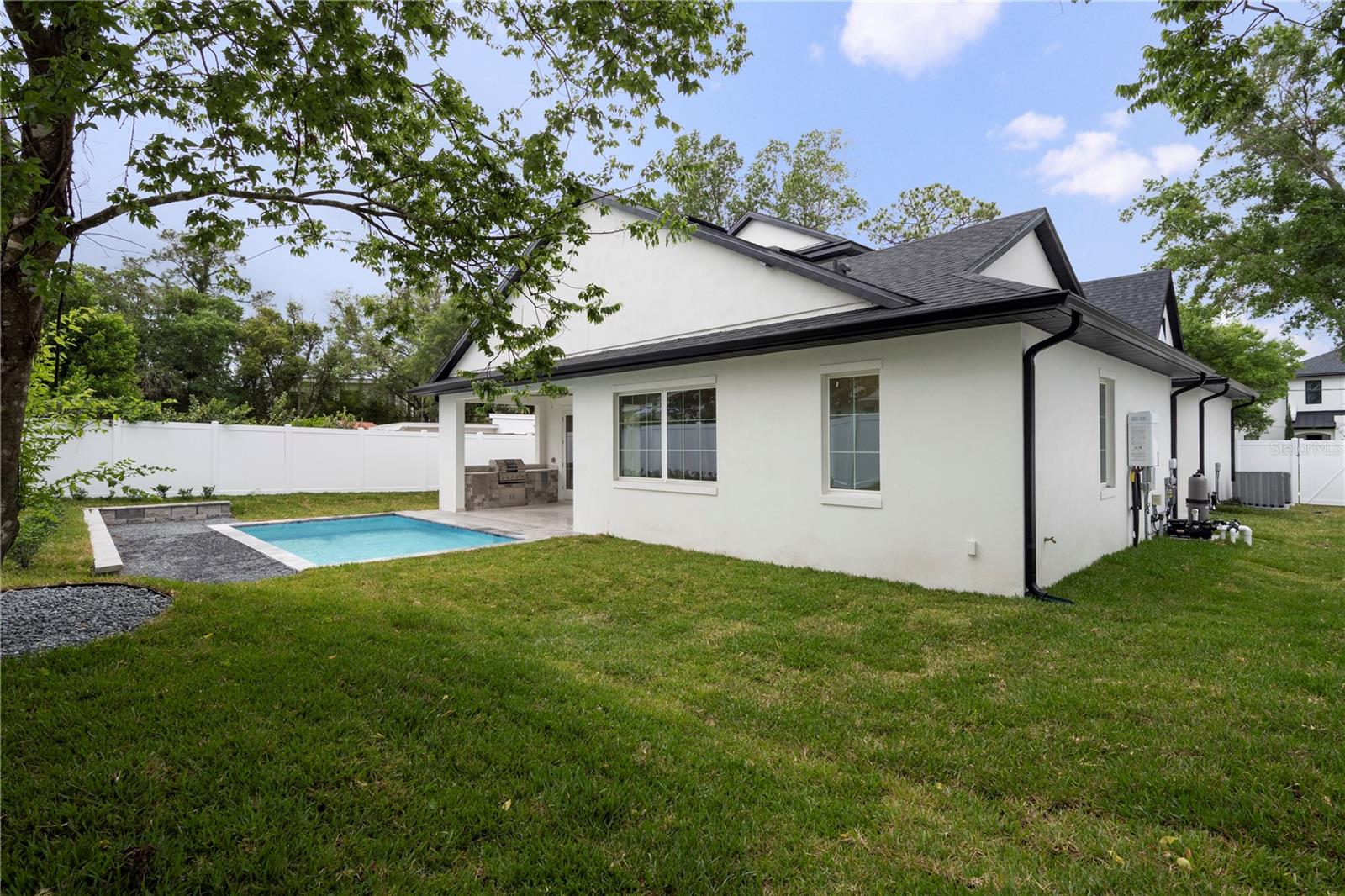 WINTER PARK VILLAGE - Residential