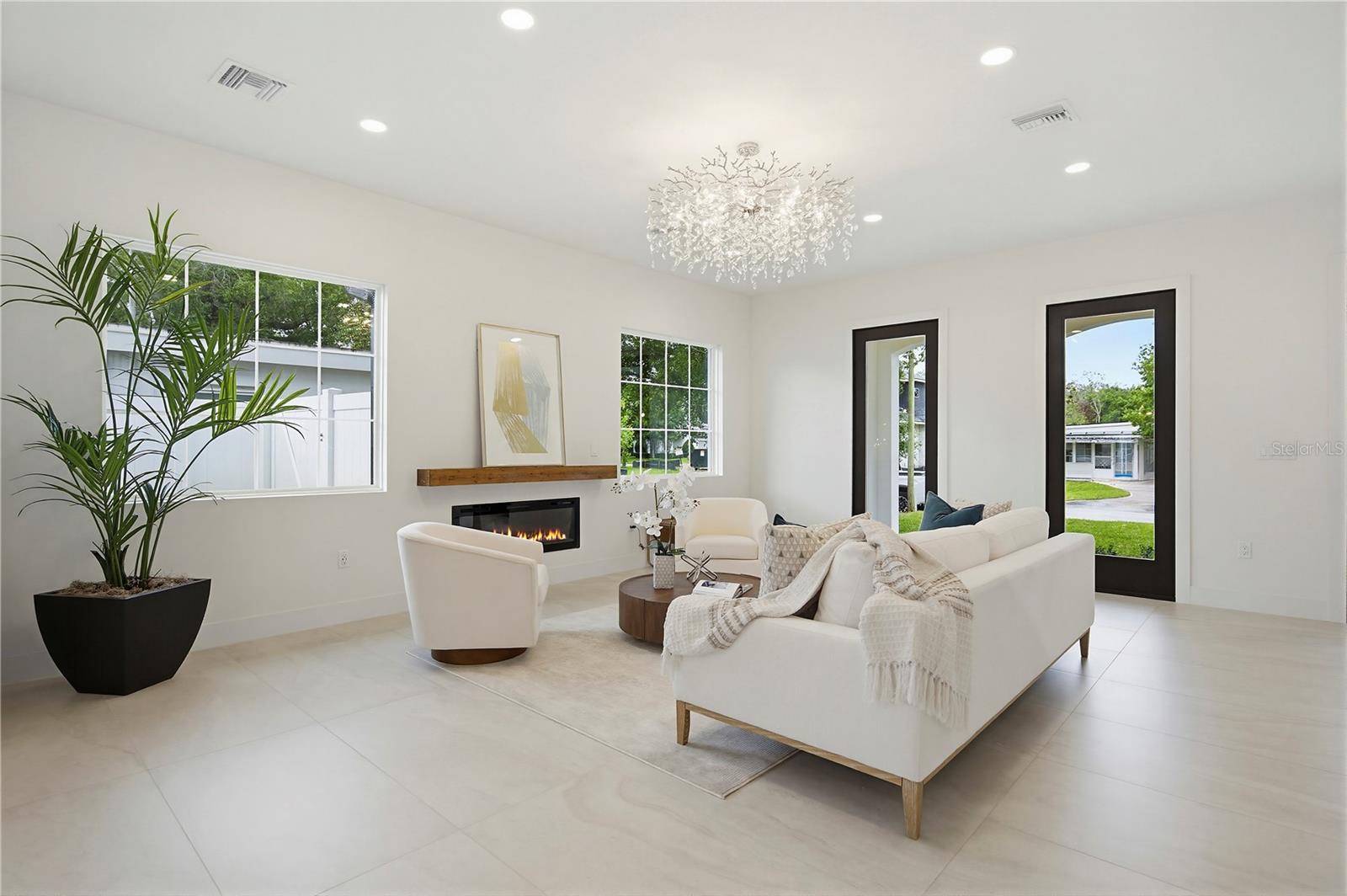 WINTER PARK VILLAGE - Residential