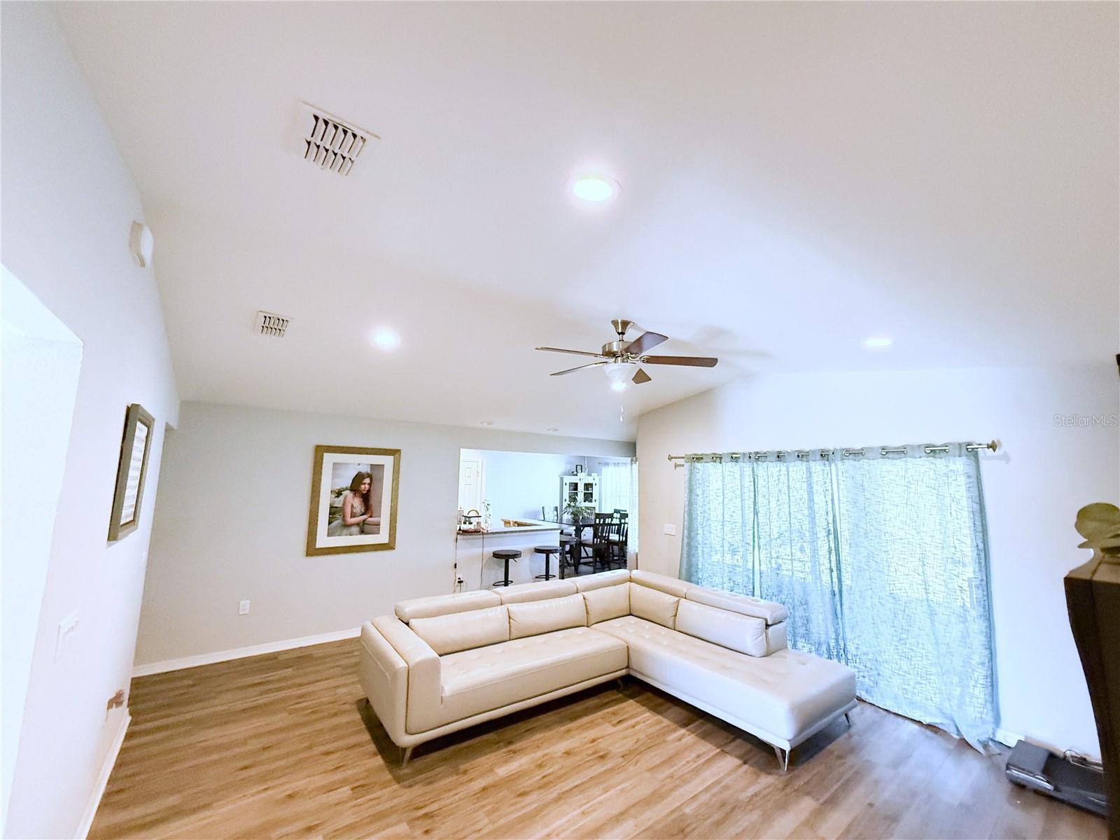 WATERS EDGE AT THE LAKE PB 168 PGS 1-2 - Residential