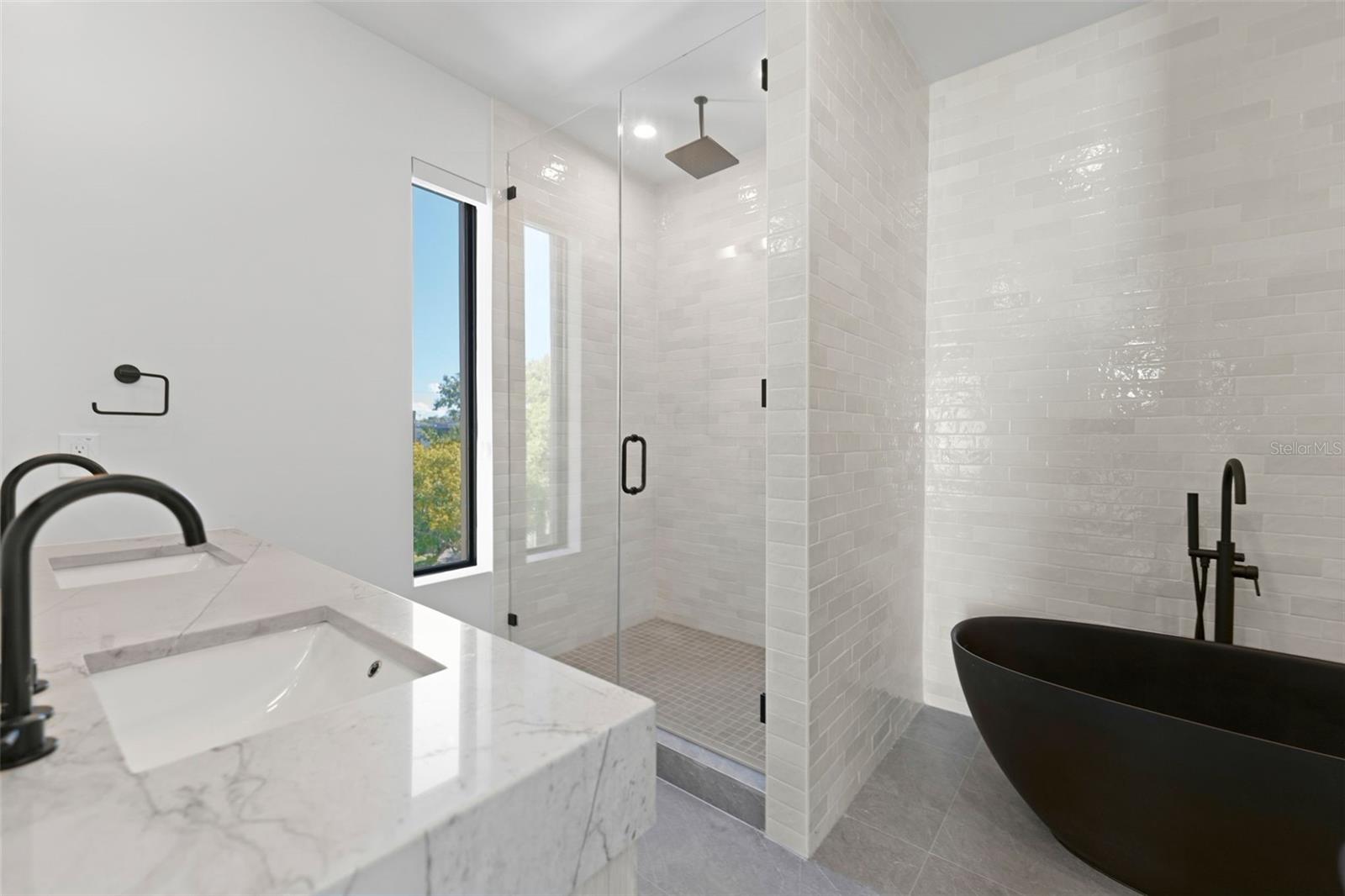 MUNRO AND MC INTOSH'S ADDITION - Residential