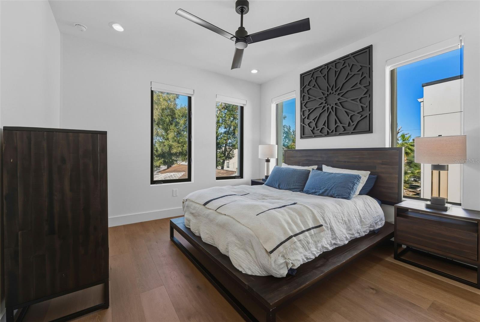 MUNRO AND MC INTOSH'S ADDITION - Residential