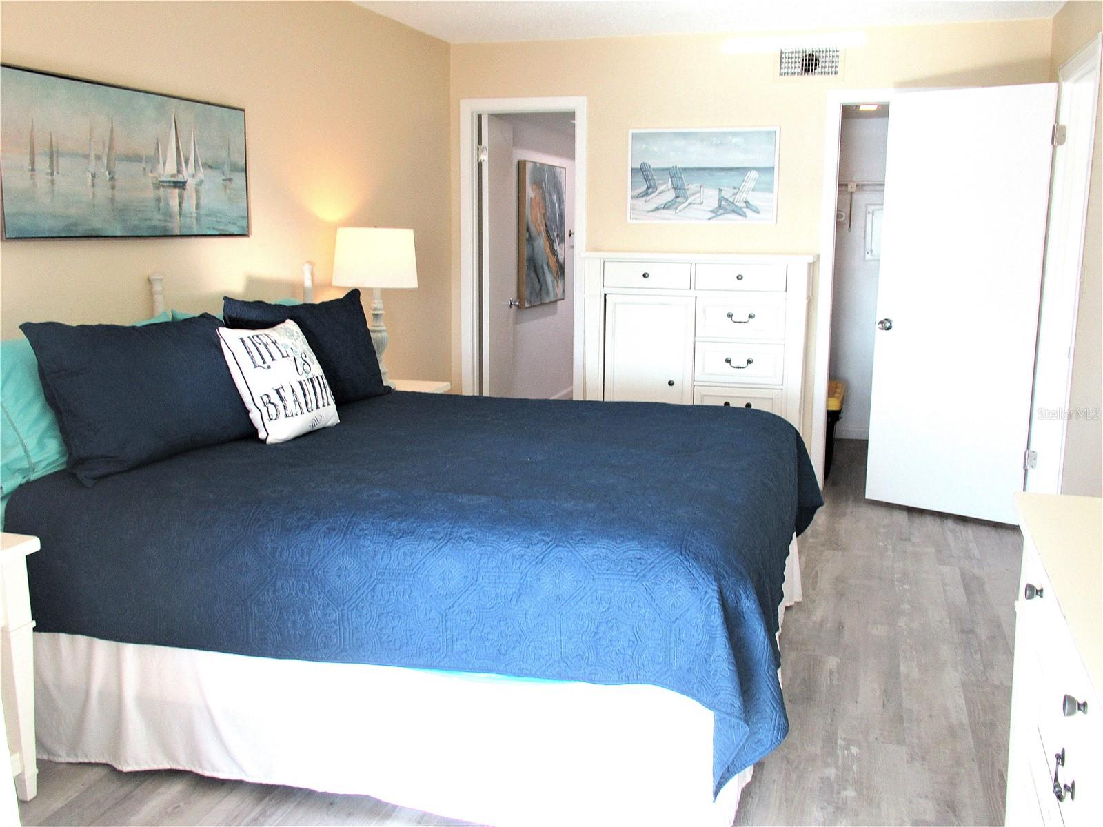 HERITAGE HOUSE THE CONDO - Residential Lease