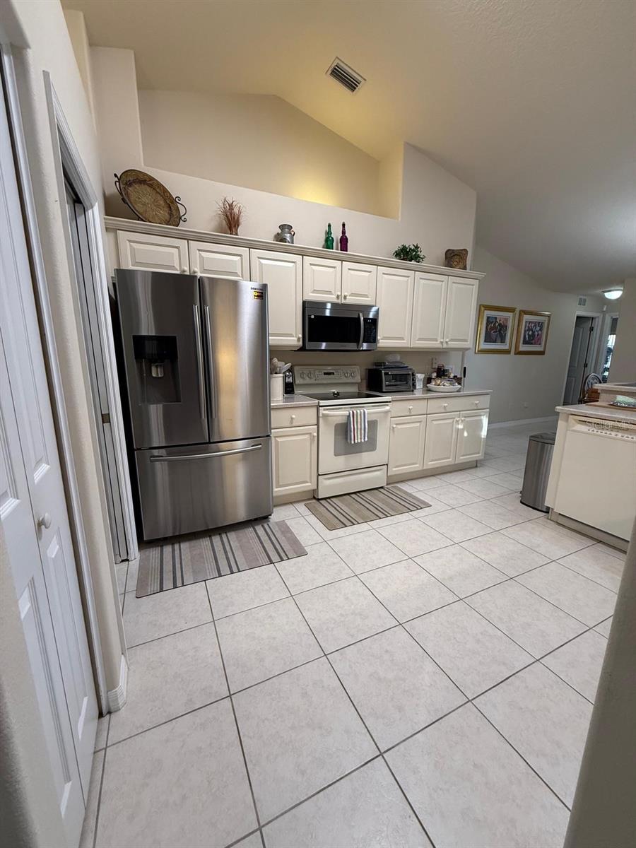 PALM COAST/EASTHAMPTON SEC 34 - Residential