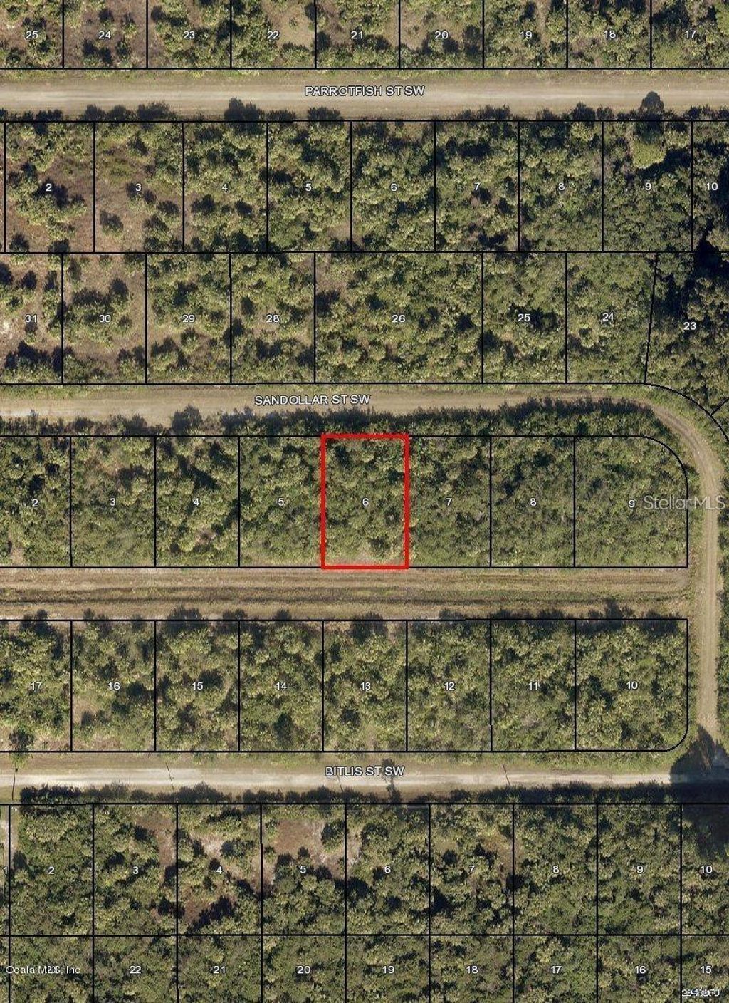 Photo of 860 Sandollar Street SW, Palm Bay, FL 32908 (MLS # OM674573)