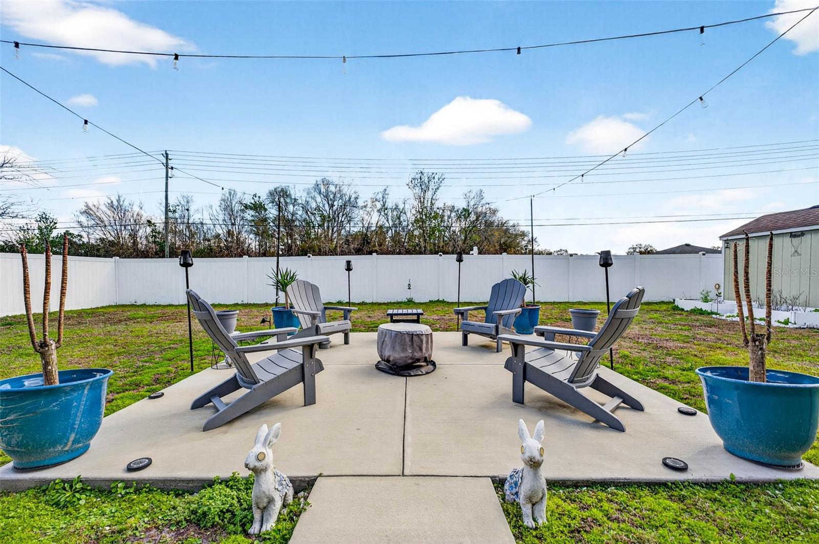 COUNTRY SQUARE - Residential