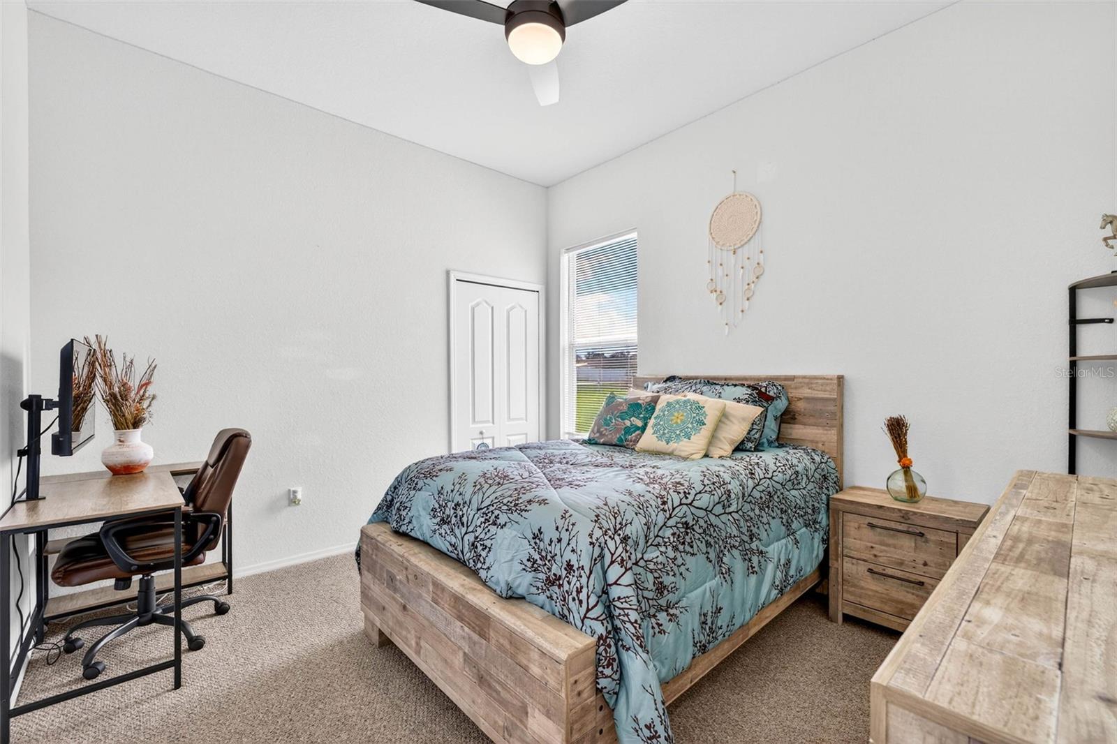 COUNTRY SQUARE - Residential