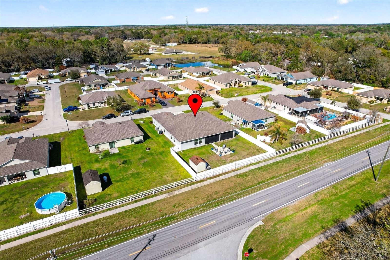 COUNTRY SQUARE - Residential