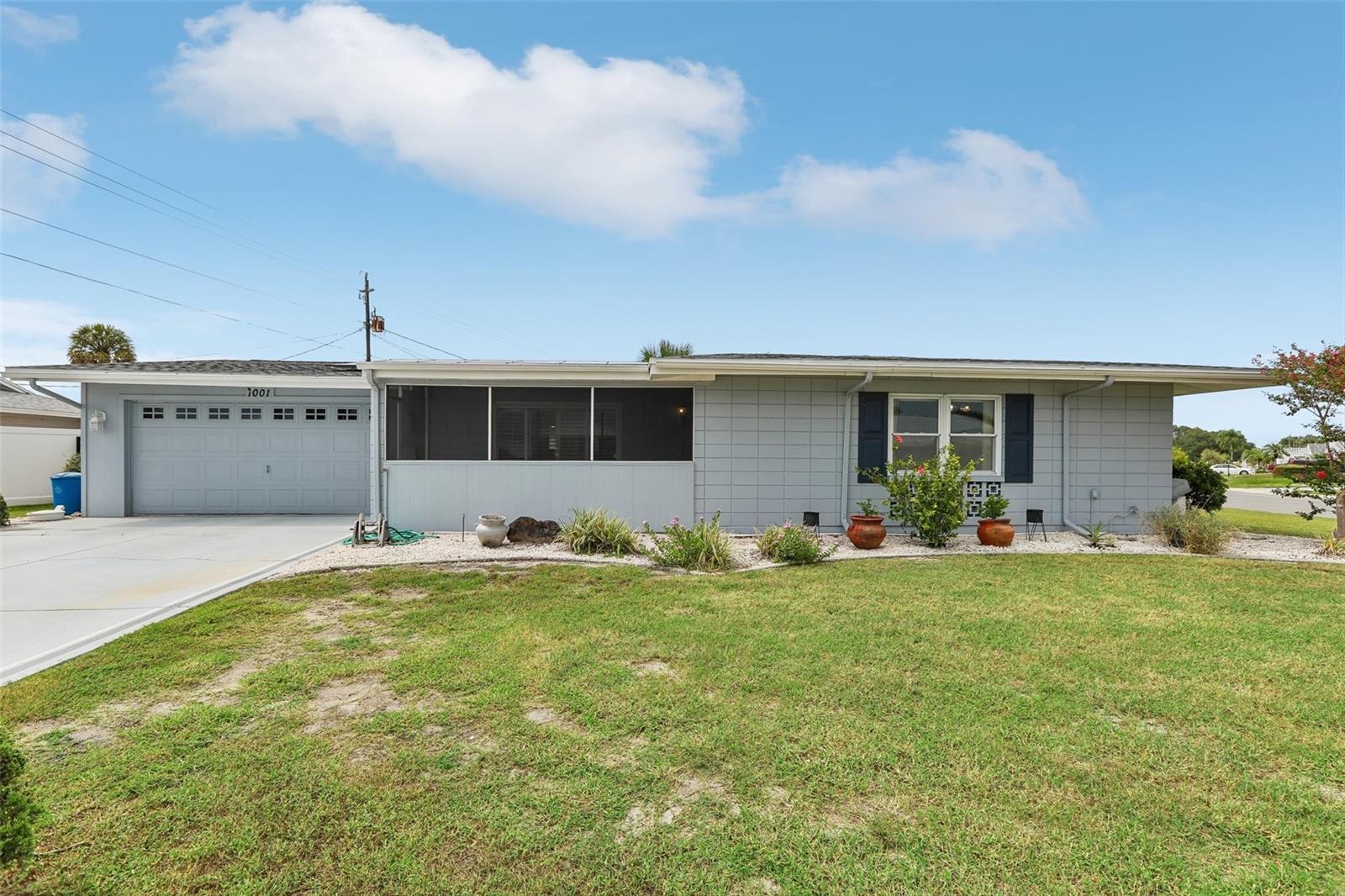 1001 LA JOLLA AVENUE