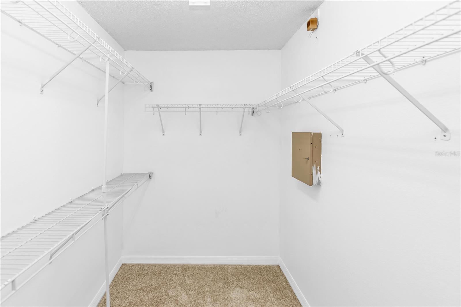 WATERFORD CHASE VILLAGE TR E - Residential