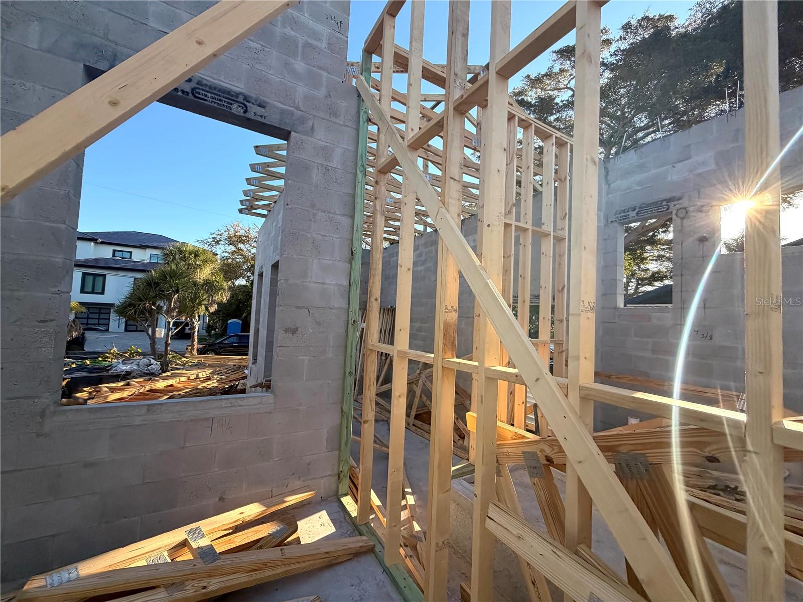 BAY ISLAND - Residential