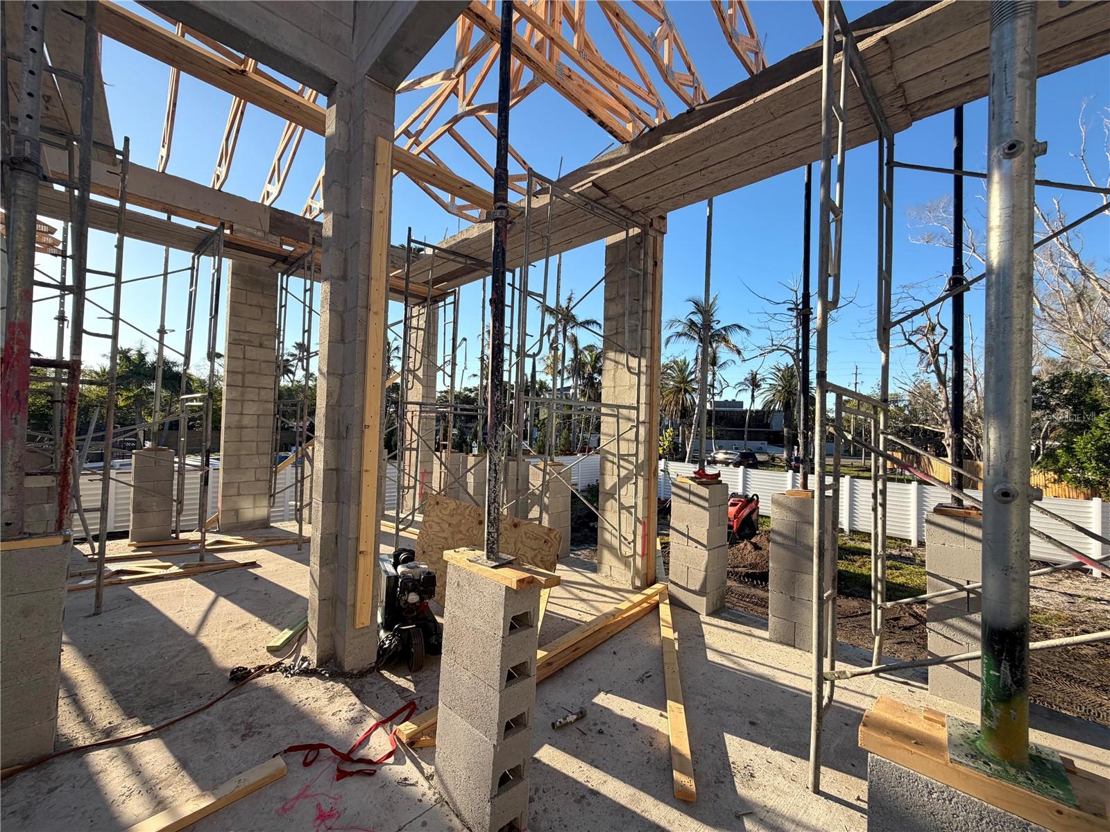 BAY ISLAND - Residential