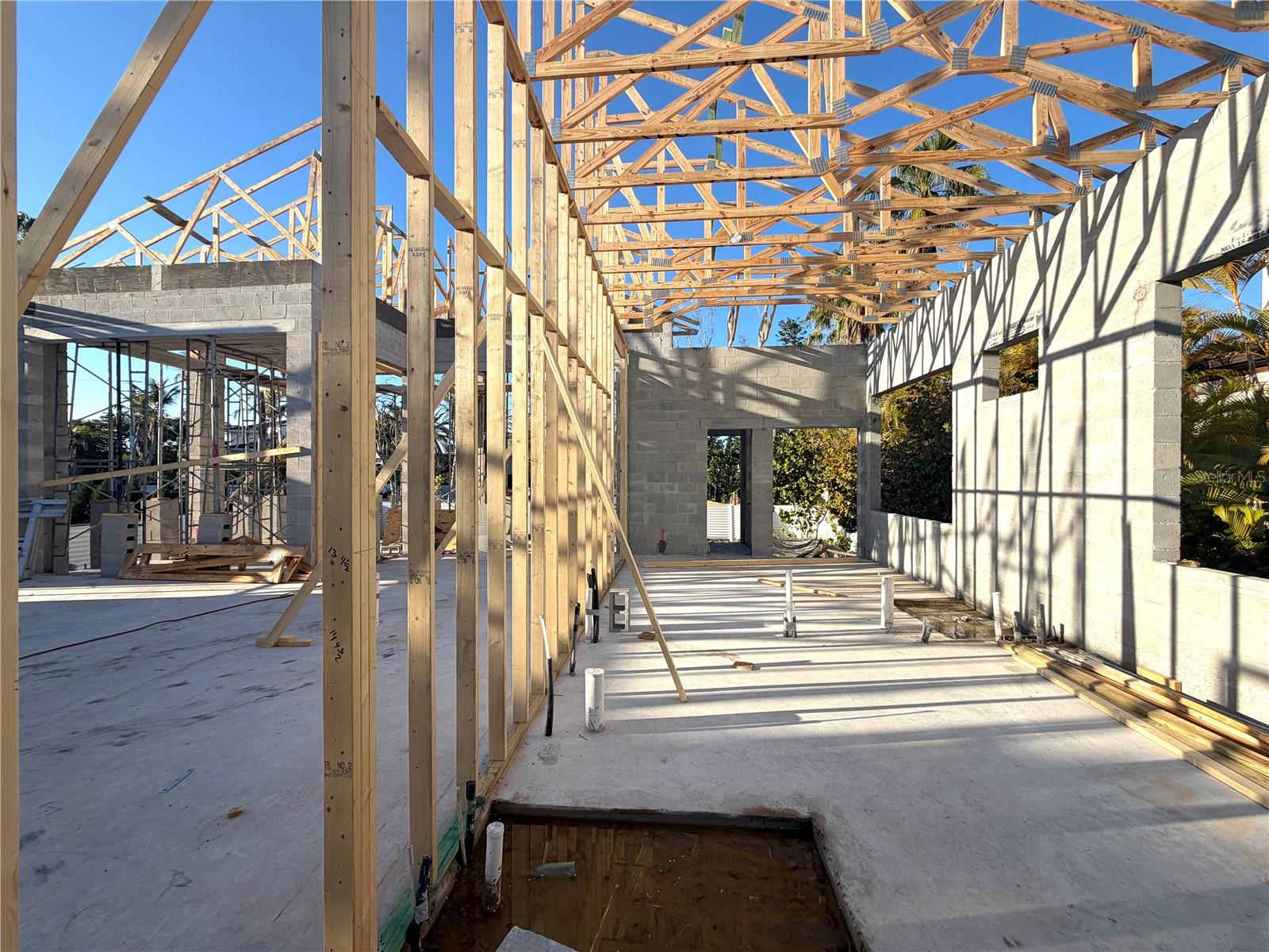 BAY ISLAND - Residential