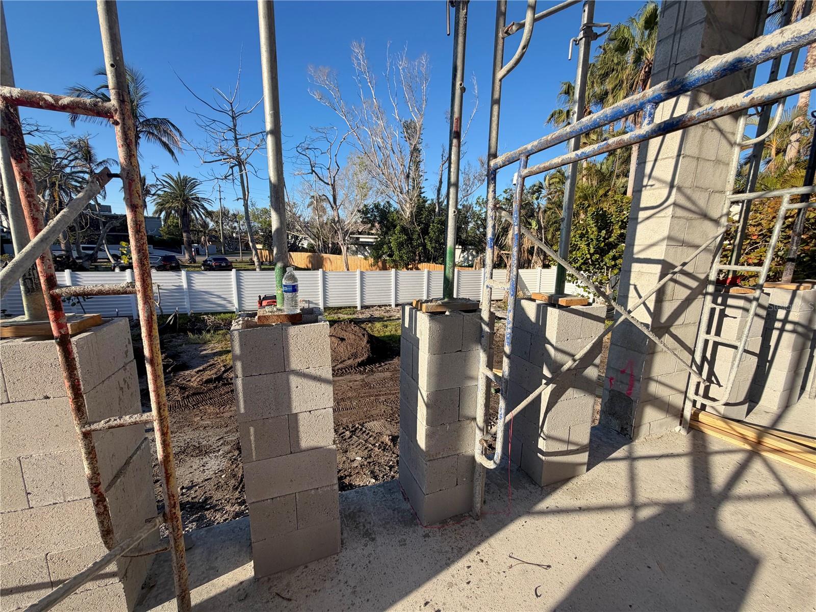 BAY ISLAND - Residential