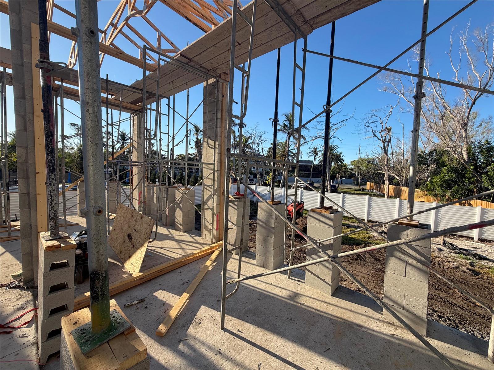 BAY ISLAND - Residential