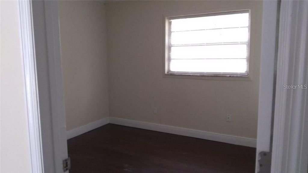 Photo of 5036 College Dr, Orlando, FL 32811 (MLS # O6399460)