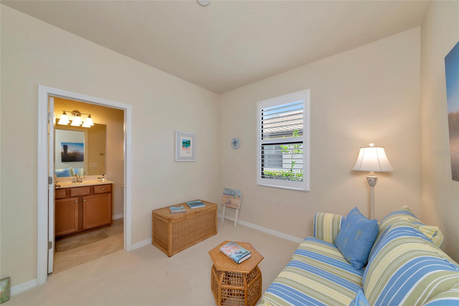 RIVER STRAND - Residential