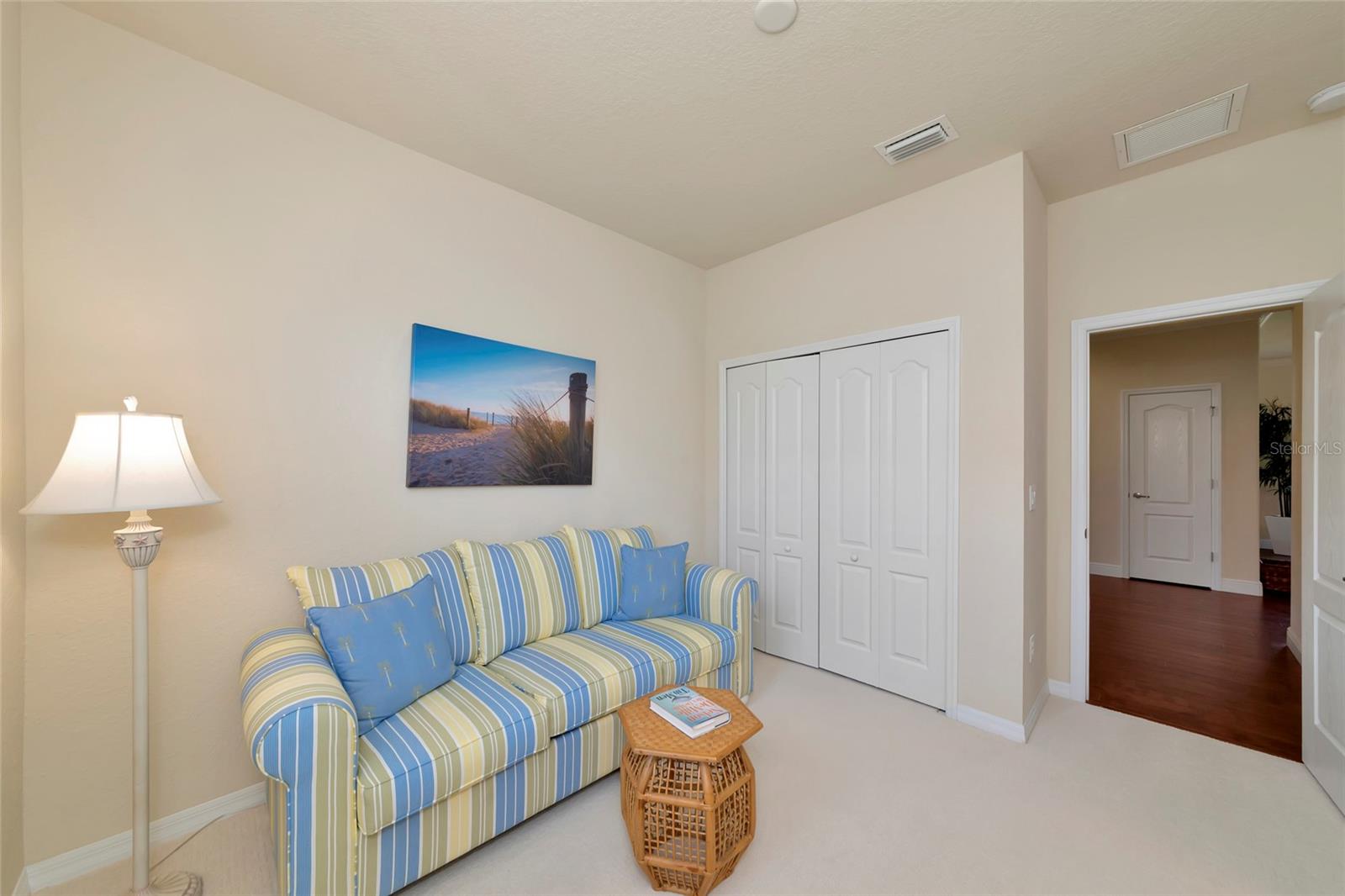 RIVER STRAND - Residential