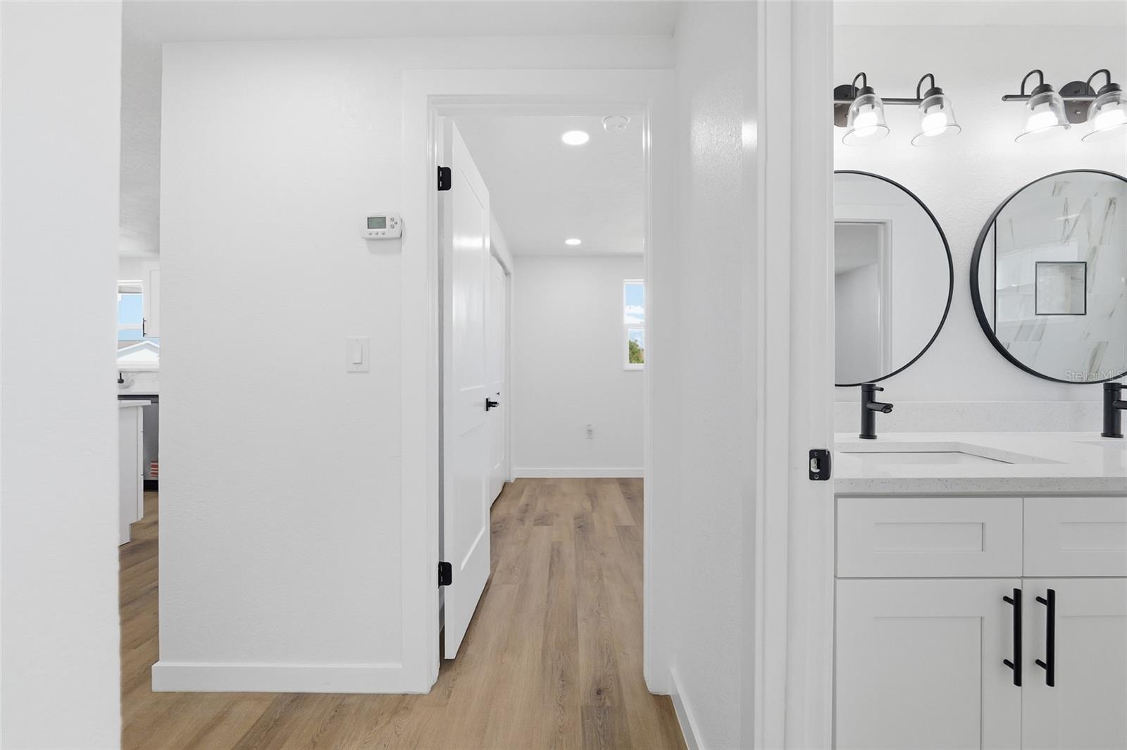 HILLANDALE - Residential