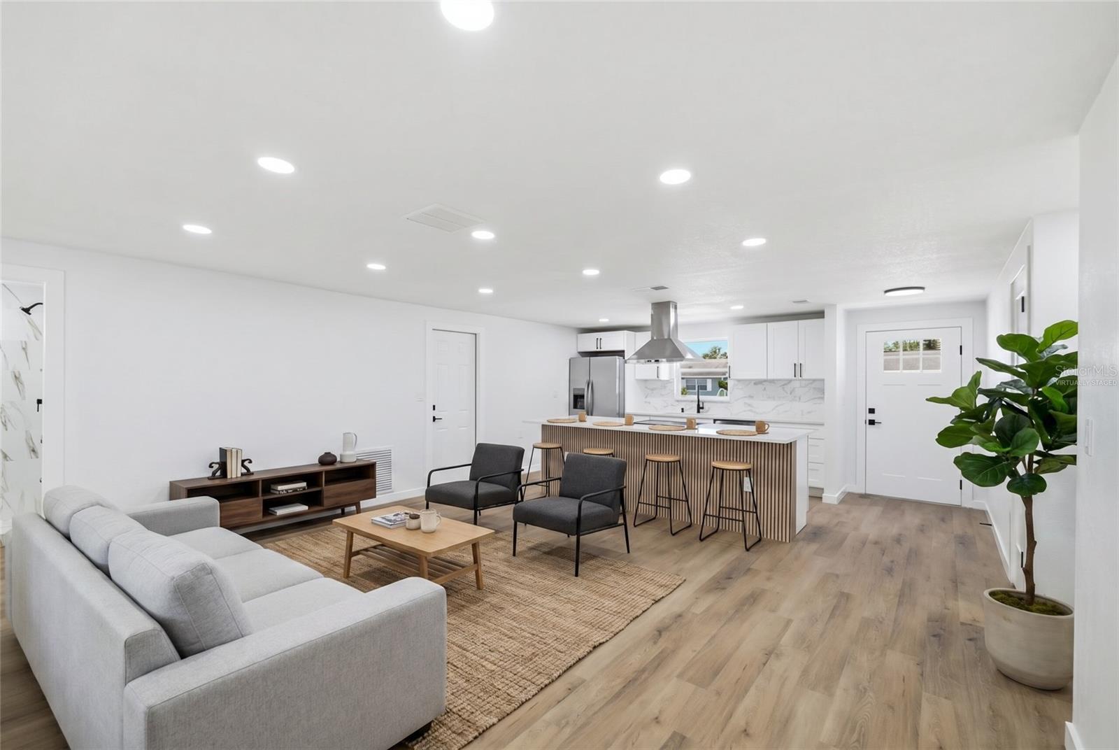 HILLANDALE - Residential