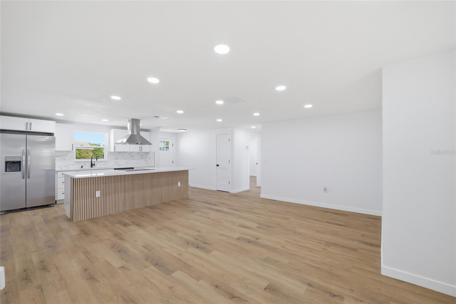 HILLANDALE - Residential