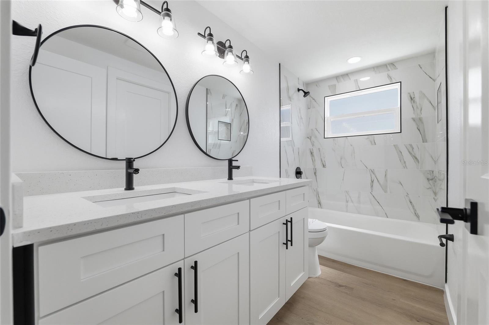 HILLANDALE - Residential