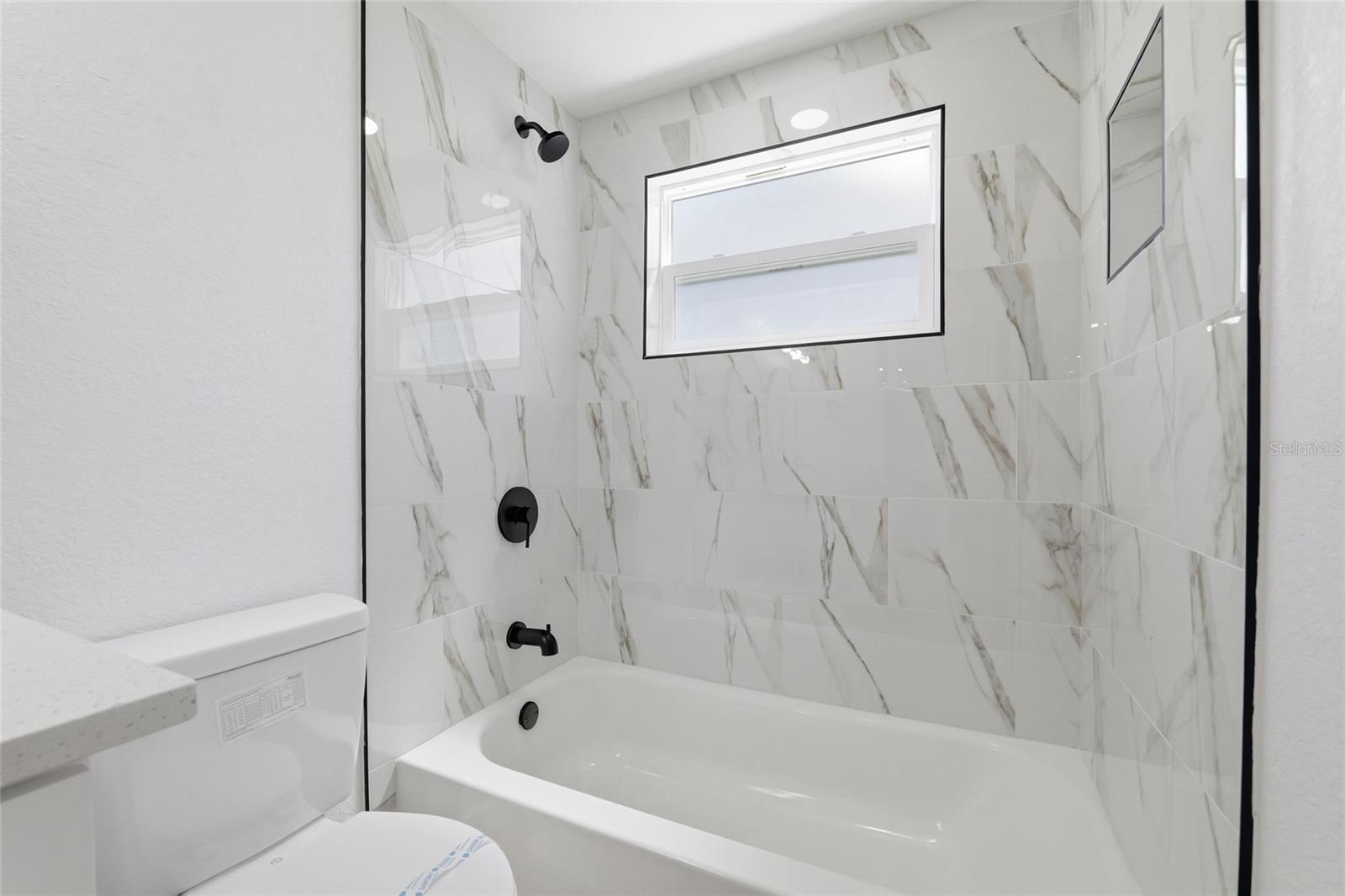 HILLANDALE - Residential