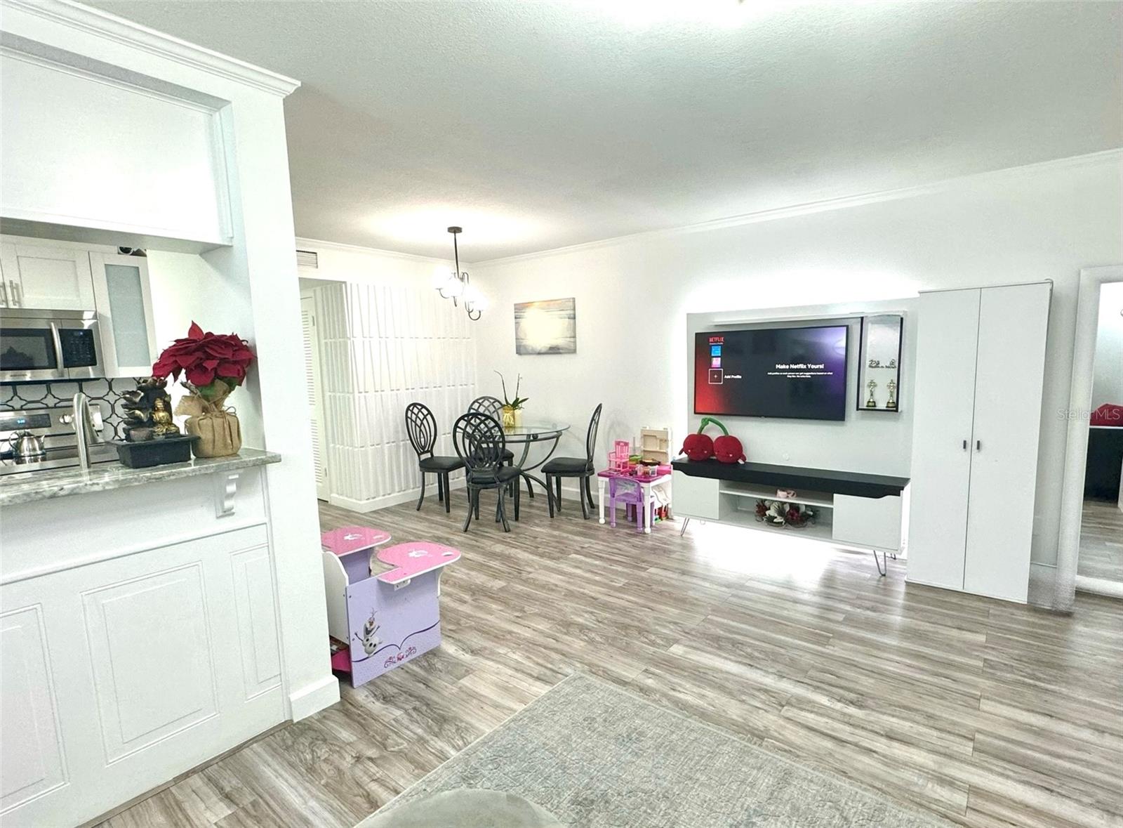 2525 W BAY DRIVE A20