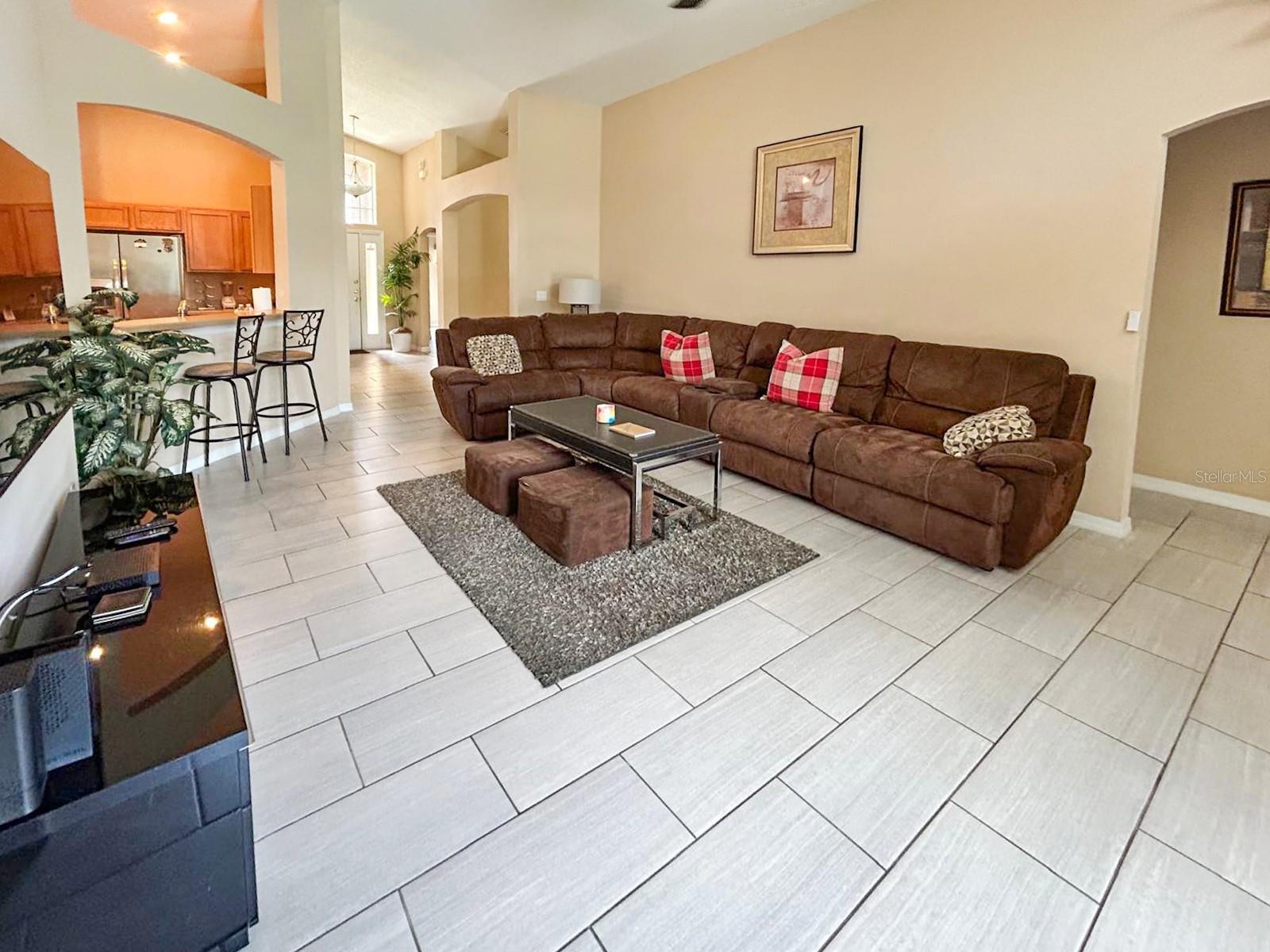 140 BONVILLE DRIVE