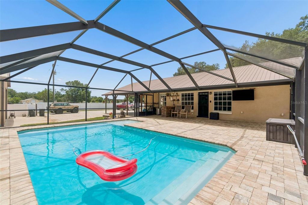 Photo of 10501 Sherrouse Road, Lakeland, FL 33810 (MLS # TB8518522)