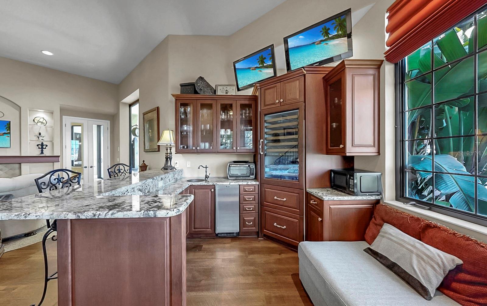 MIRABAY PH 2A-4 - Residential