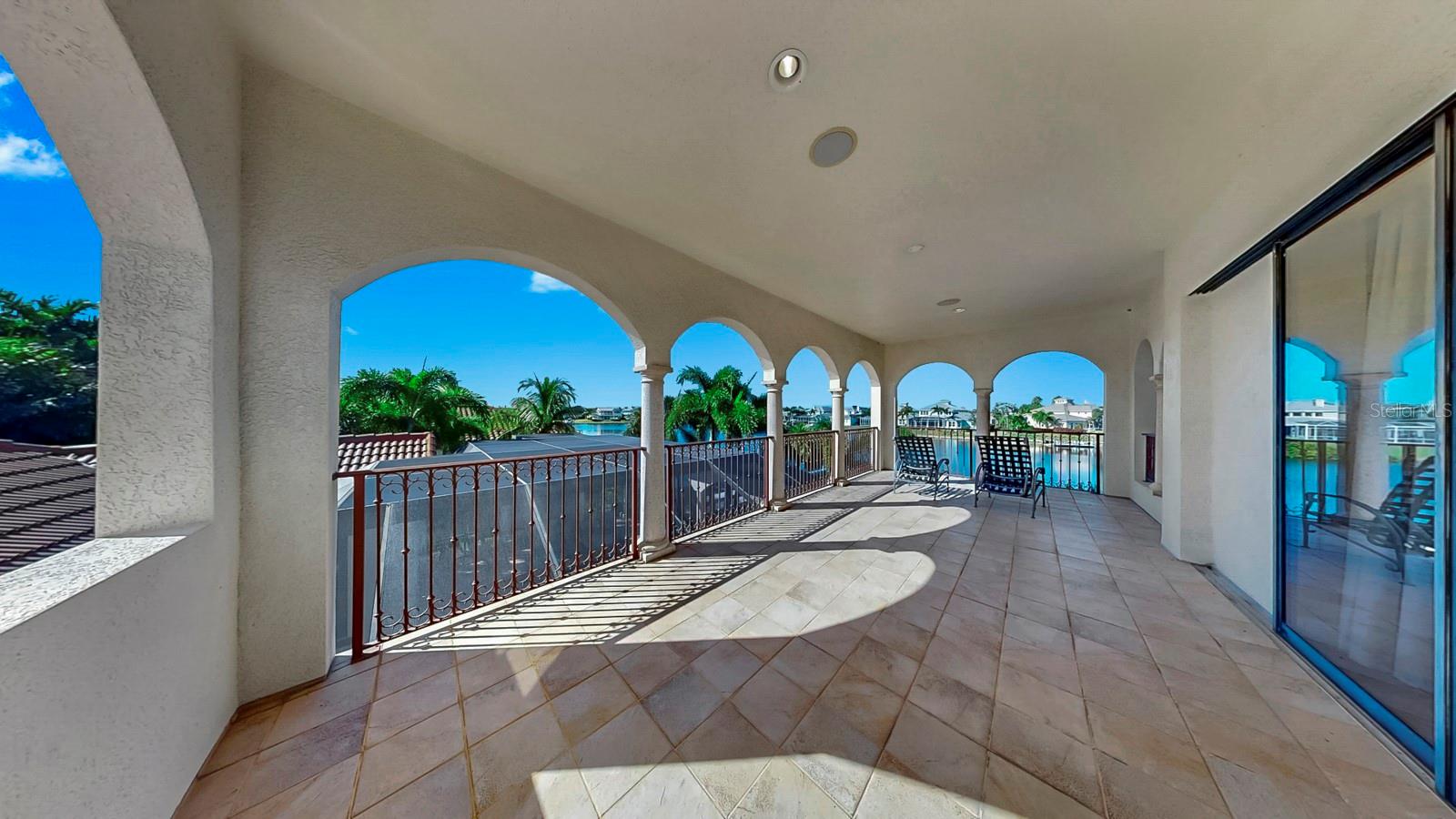 MIRABAY PH 2A-4 - Residential